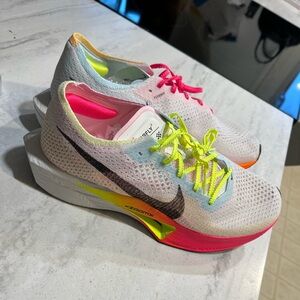 nike vaporfly next % 3
